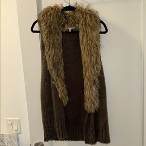 BB Dakota Brown Knit Vest with Faux Fur Trim